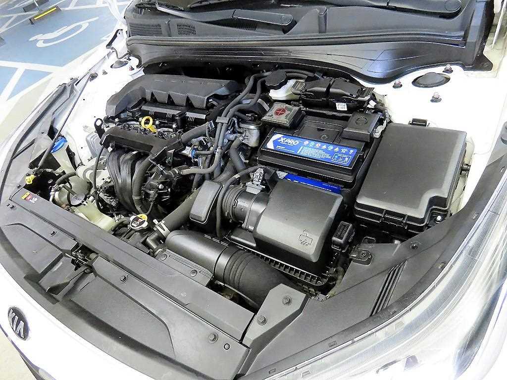 KIA K3 2019 Blanco - Importación desde Corea - HF Imports Iquique - Foto 19