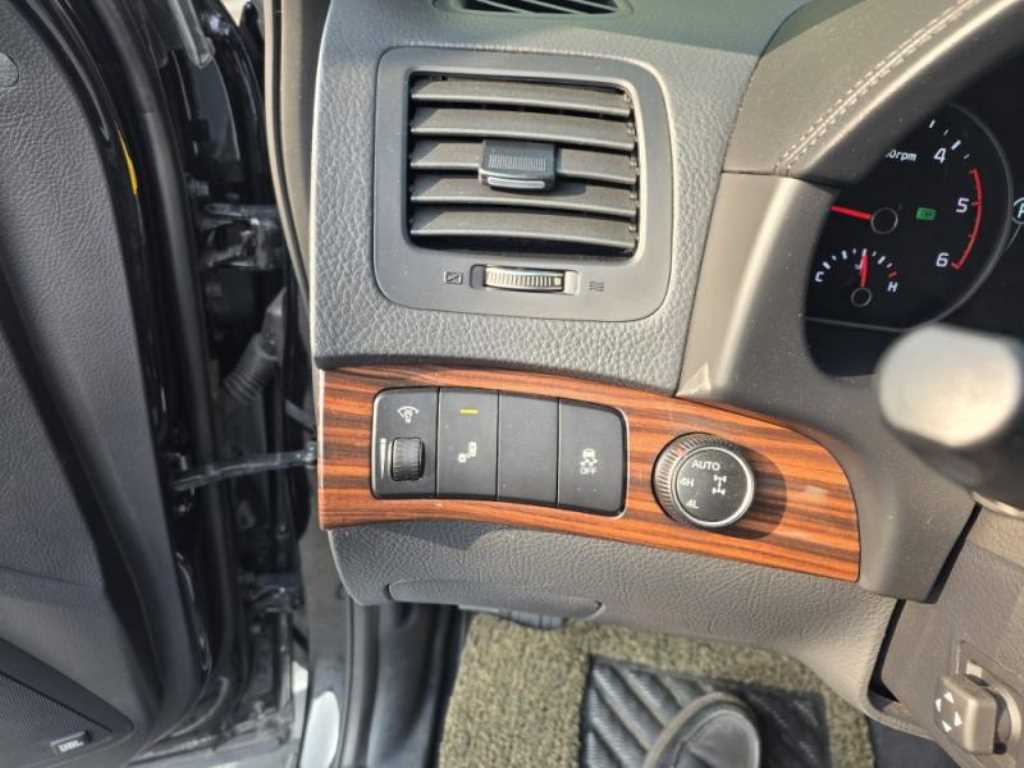 KIA Mohave - Vista 11