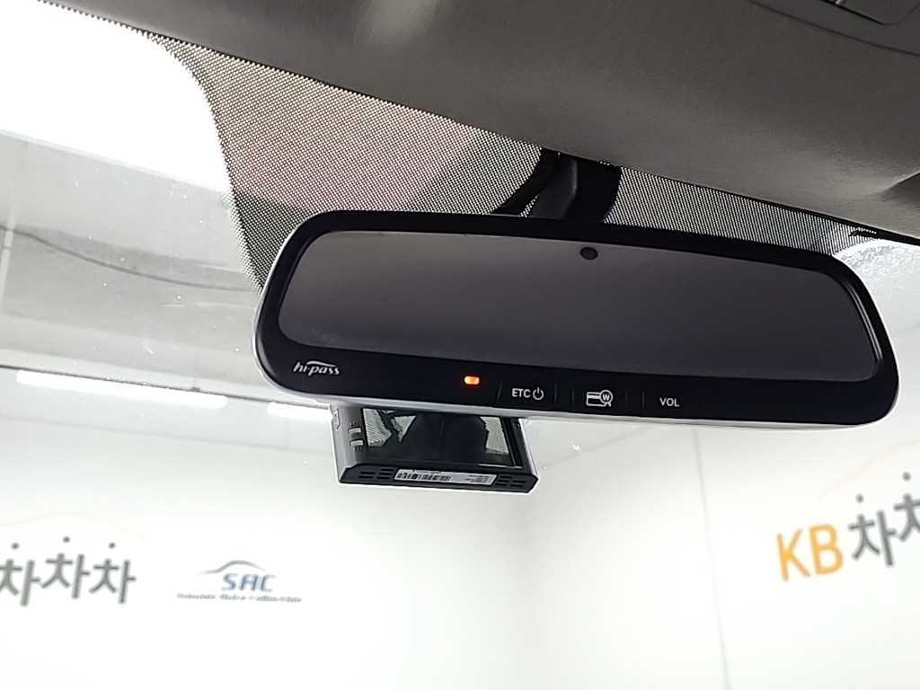 HYUNDAI Starex 2014 Plateado - Importación desde Corea - HF Imports Iquique - Foto 15