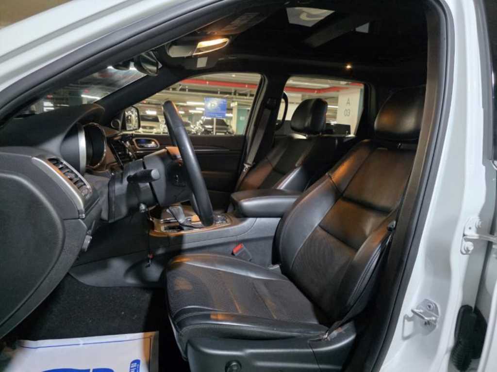 Jeep Cherokee - Vista 7