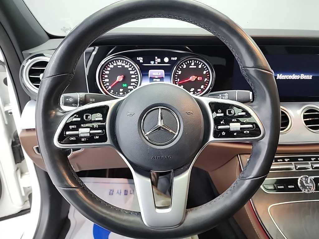 Mercedes Benz E class - Vista 9