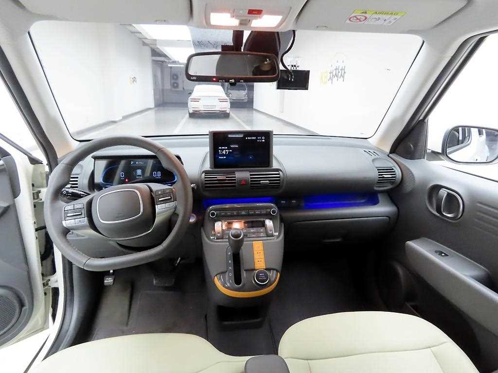 HYUNDAI Casper - Vista 6