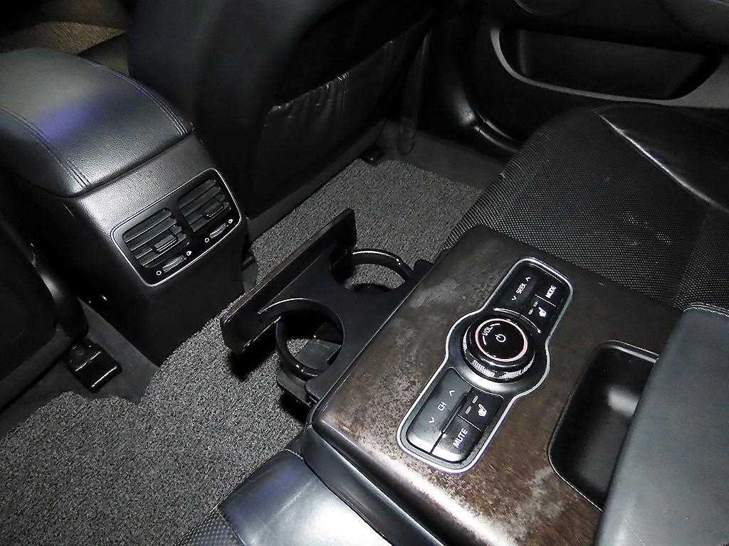 KIA K7 2013 Blanco - Importación desde Corea - HF Imports Iquique - Foto 17