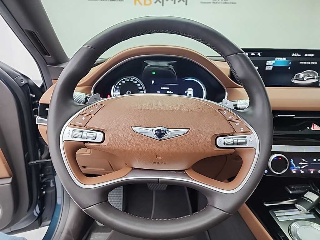 Genesis G80 - Vista 9