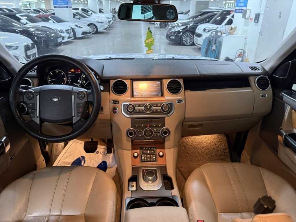 Land Rover Discovery - Vista 6