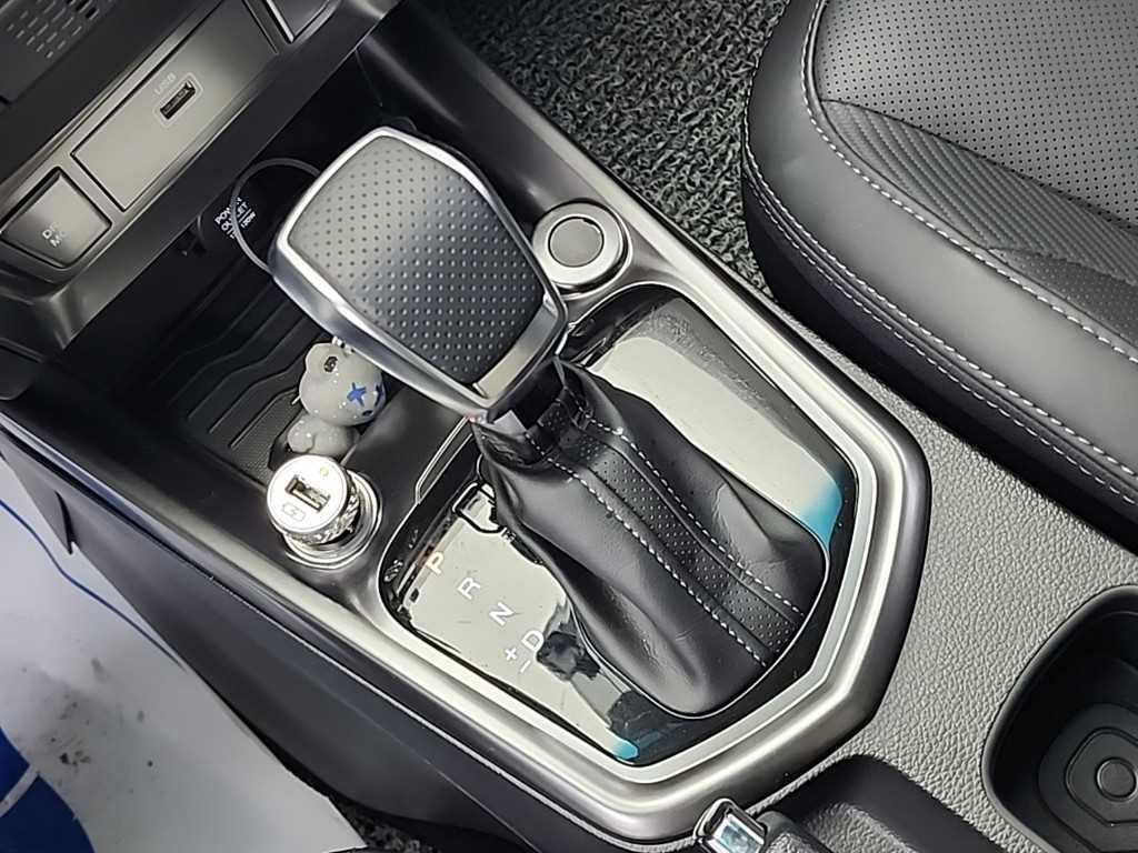 Ssangyong Tivoli - Vista 8