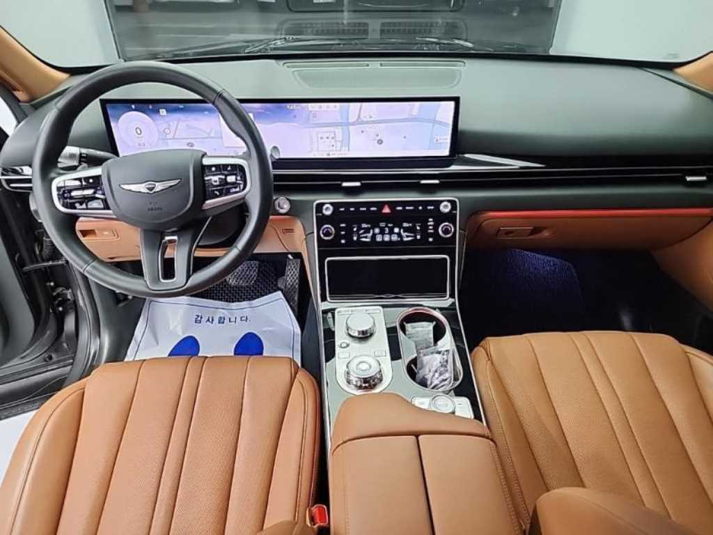 Genesis GV80 - Vista 6