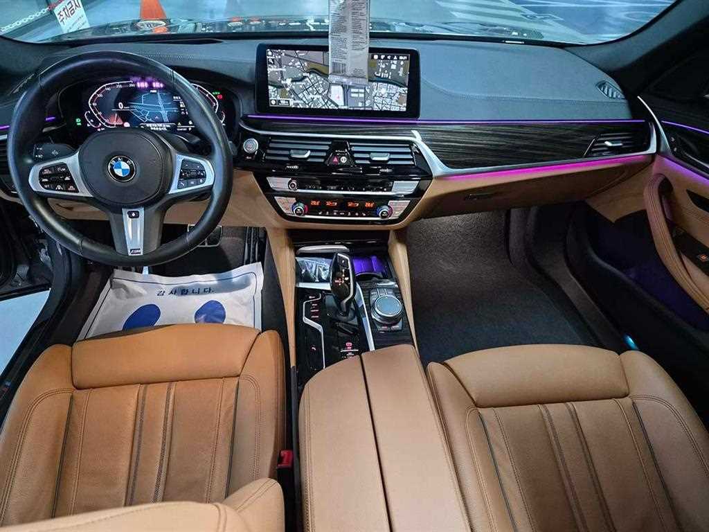 BMW 5 Series - Vista 10