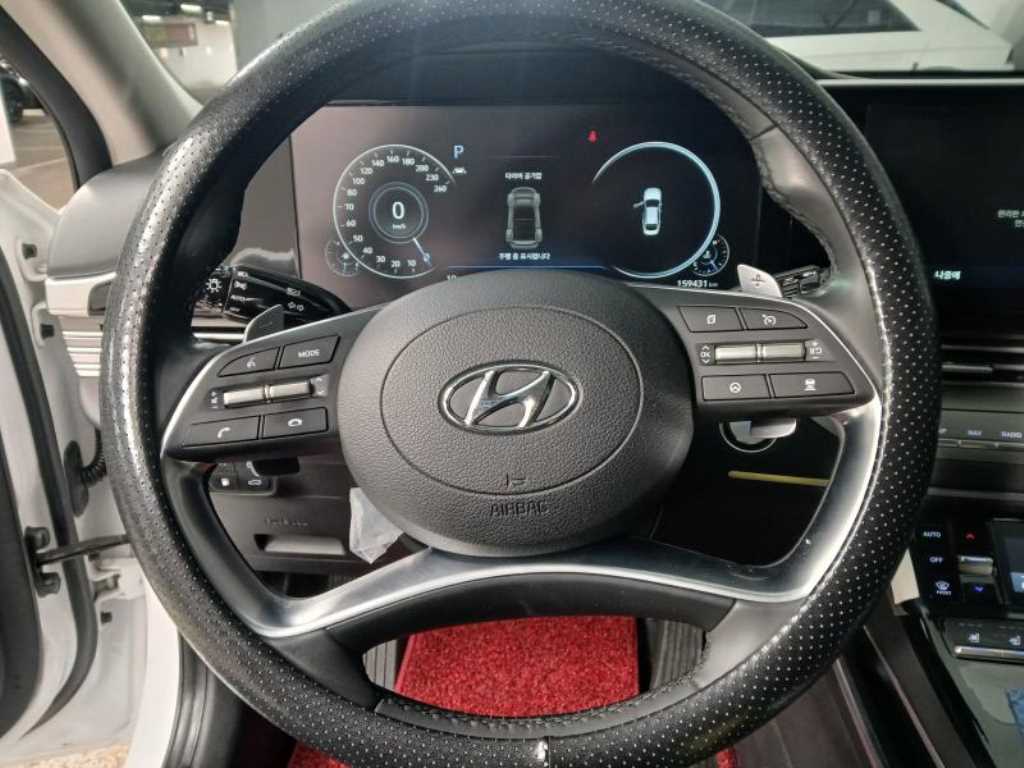 HYUNDAI Grandeur - Vista 8