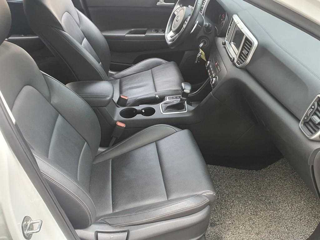 KIA Sportage - Vista 9