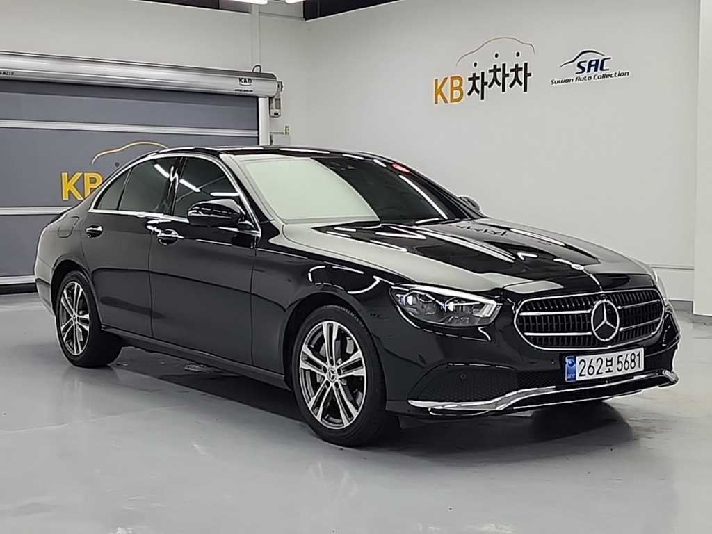 Mercedes Benz E class - Vista 4