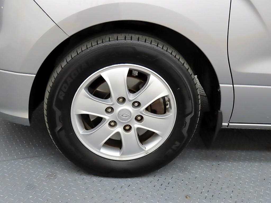 HYUNDAI Starex 2019 Plateado - Importación desde Corea - HF Imports Iquique - Foto 20