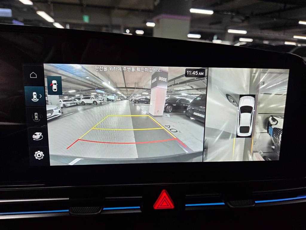 HYUNDAI Avante - Vista 11