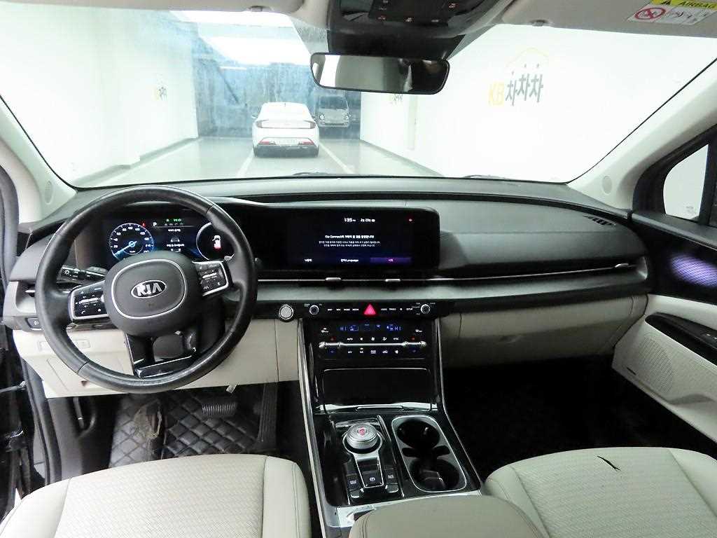 KIA Carnival - Vista 7