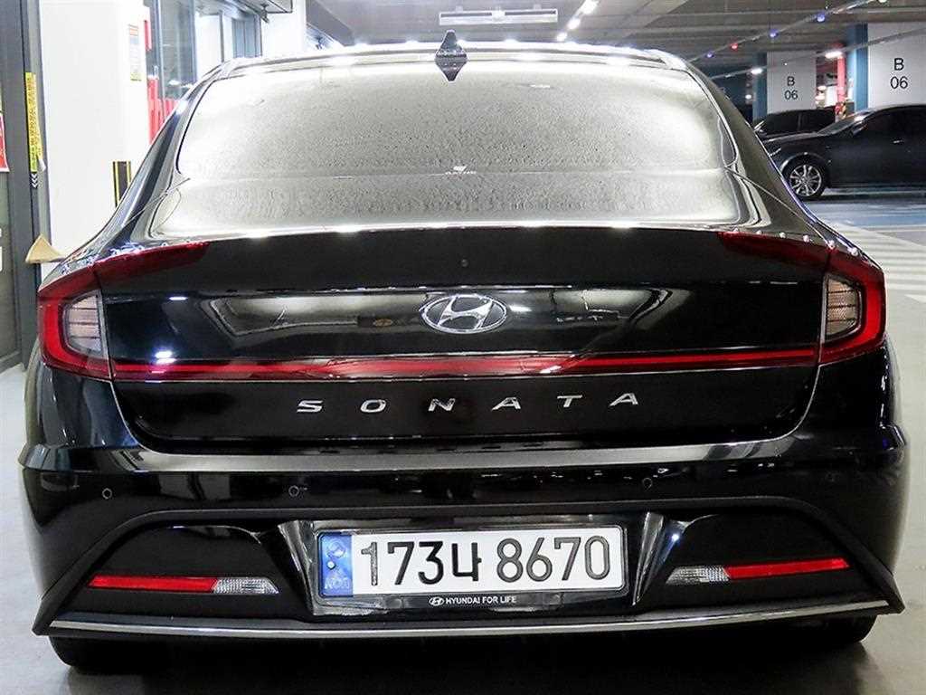 HYUNDAI Sonata - Vista 5