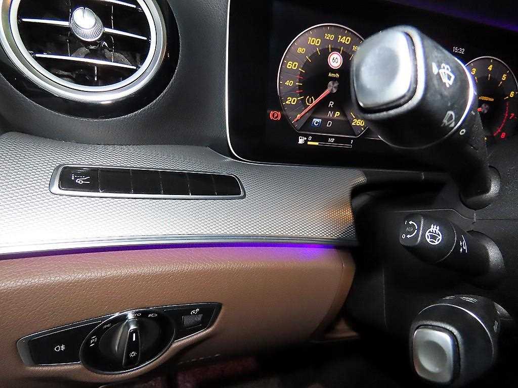 Mercedes Benz E class 2017 Blanco - Importación desde Corea - HF Imports Iquique - Foto 15