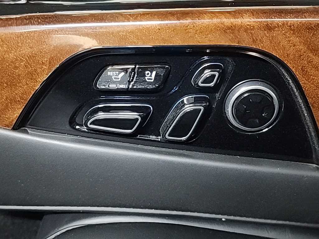 Genesis EQ900 2016 Negro - Importación desde Corea - HF Imports Iquique - Foto 16