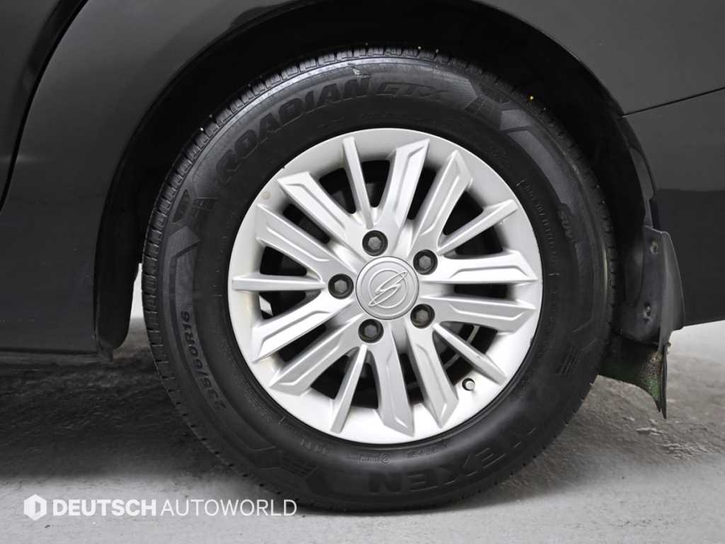 Ssangyong Korando - Vista 5