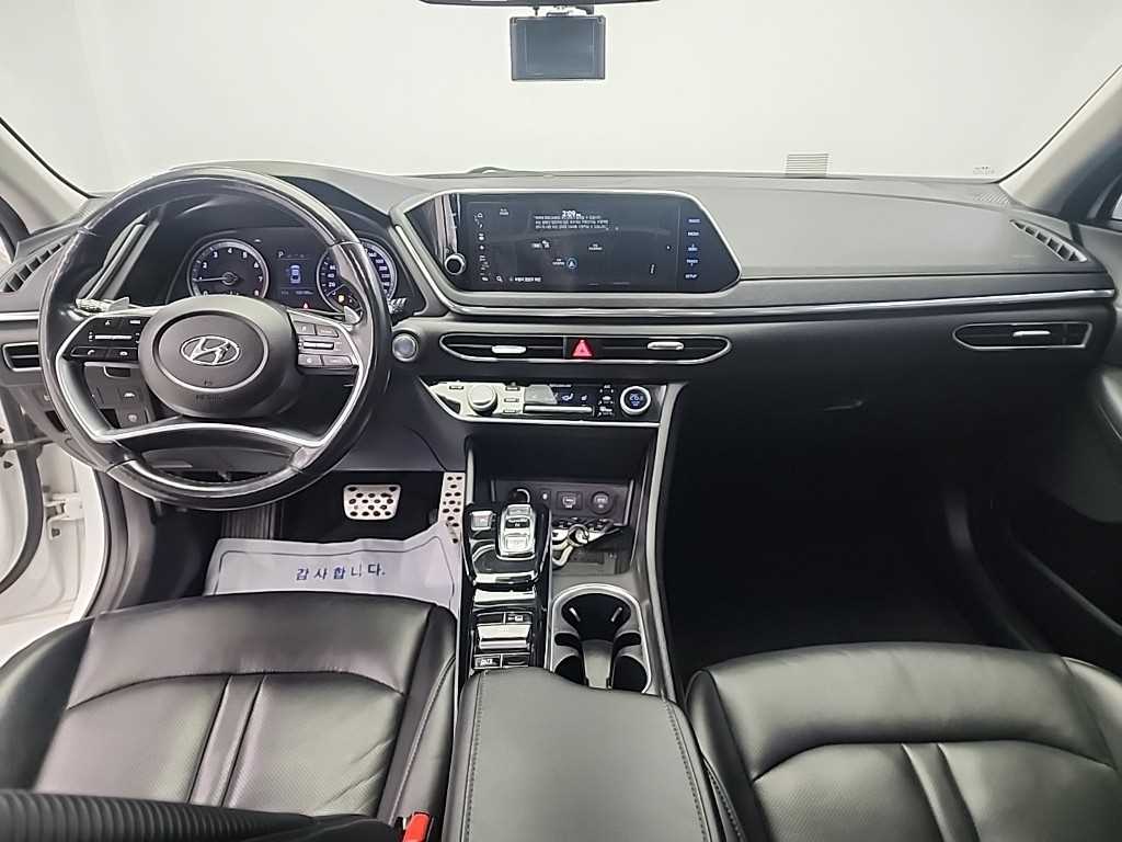 HYUNDAI Sonata - Vista 7