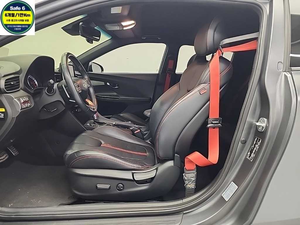 HYUNDAI Veloster - Vista 11