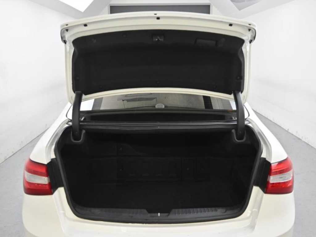 KIA K7 2014 Blanco - Importación desde Corea - HF Imports Iquique - Foto 20