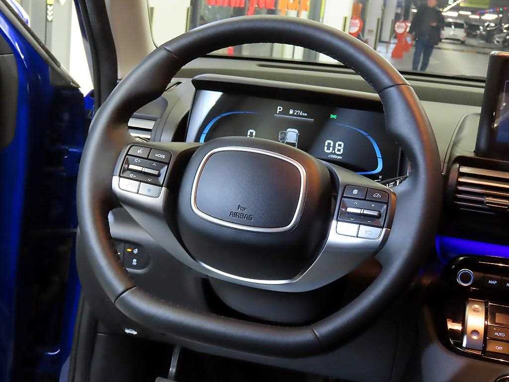 HYUNDAI Casper - Vista 8