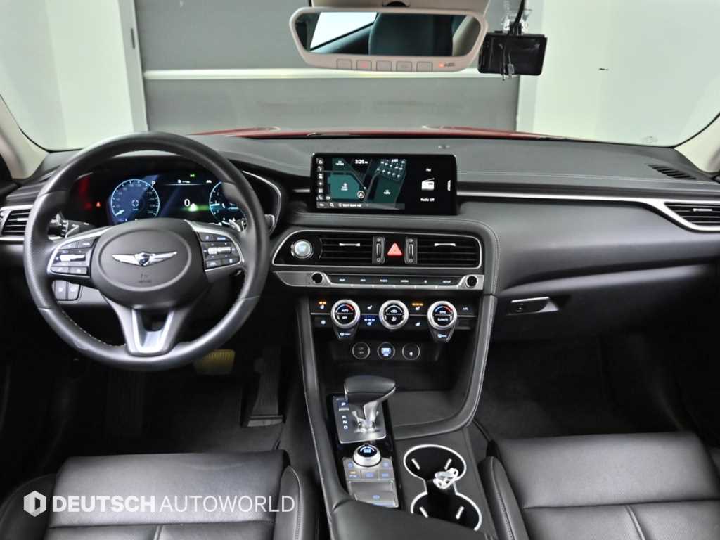 Genesis G70 - Vista 7