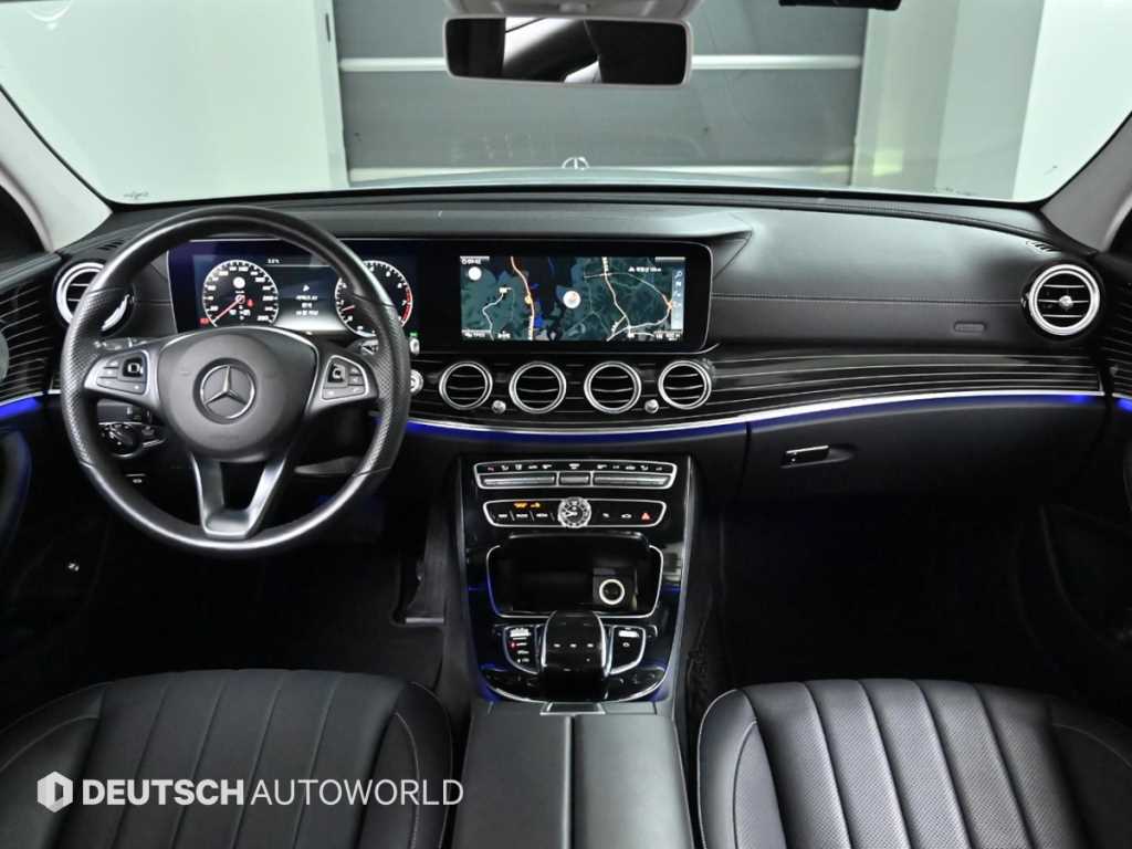 Mercedes Benz E class - Vista 7