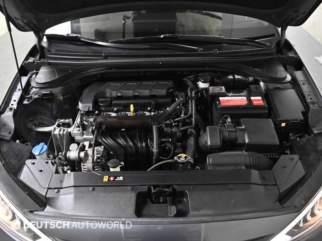 HYUNDAI Avante - Vista 6