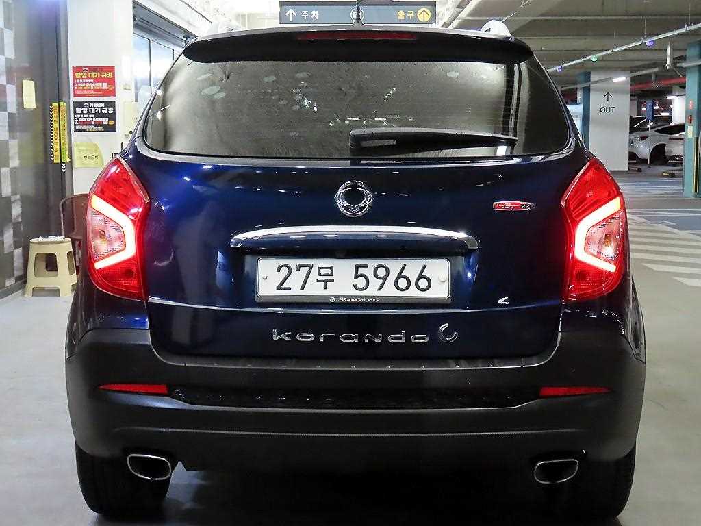 Ssangyong Korando - Vista 5