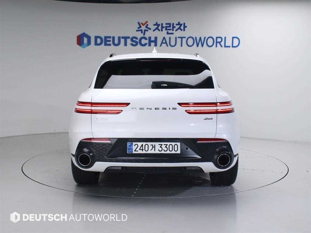 Genesis GV70 - Vista 4