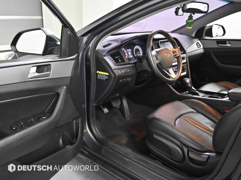 HYUNDAI Sonata - Vista 11