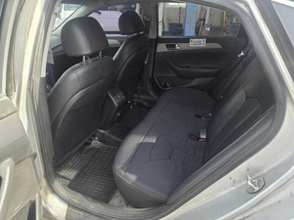 HYUNDAI Sonata - Vista 7