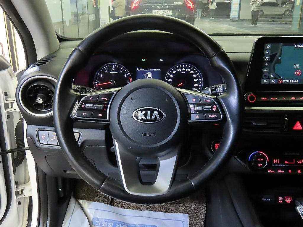 KIA K3 - Vista 8