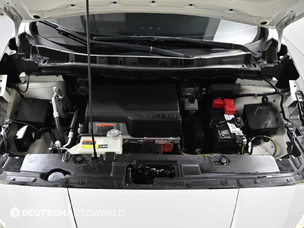 Nissan Leaf - Vista 6