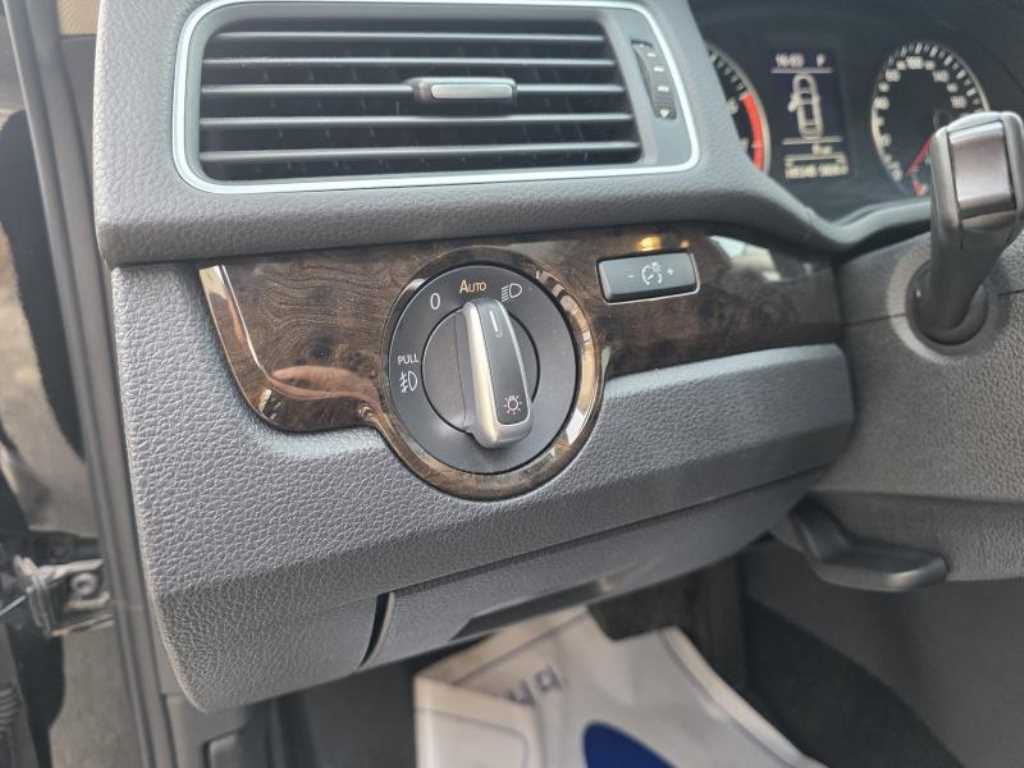 Volkswagen Passat 2015 Negro - Importación desde Corea - HF Imports Iquique - Foto 13