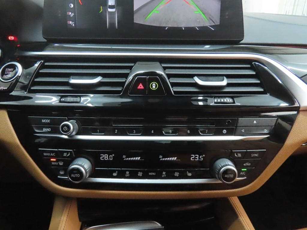 BMW 5 Series - Vista 11