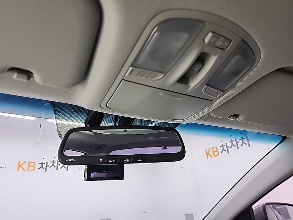 HYUNDAI Avante 2016 Gris - Importación desde Corea - HF Imports Iquique - Foto 16