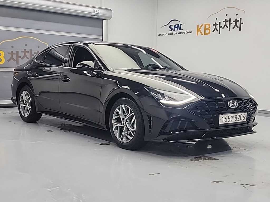 HYUNDAI Sonata - Vista 4