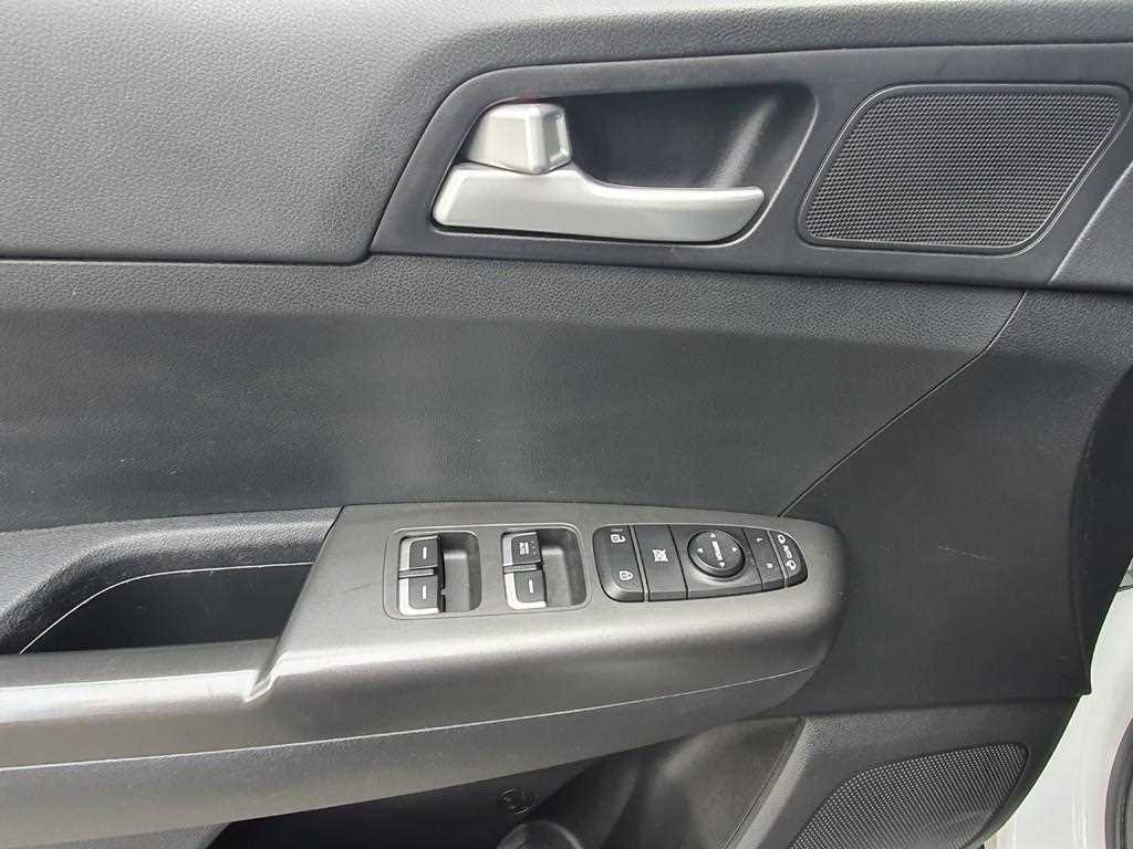 KIA Sportage - Vista 12