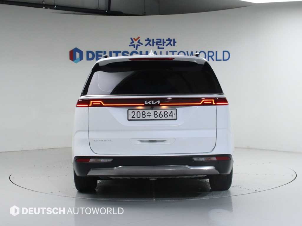 KIA Carnival - Vista 4