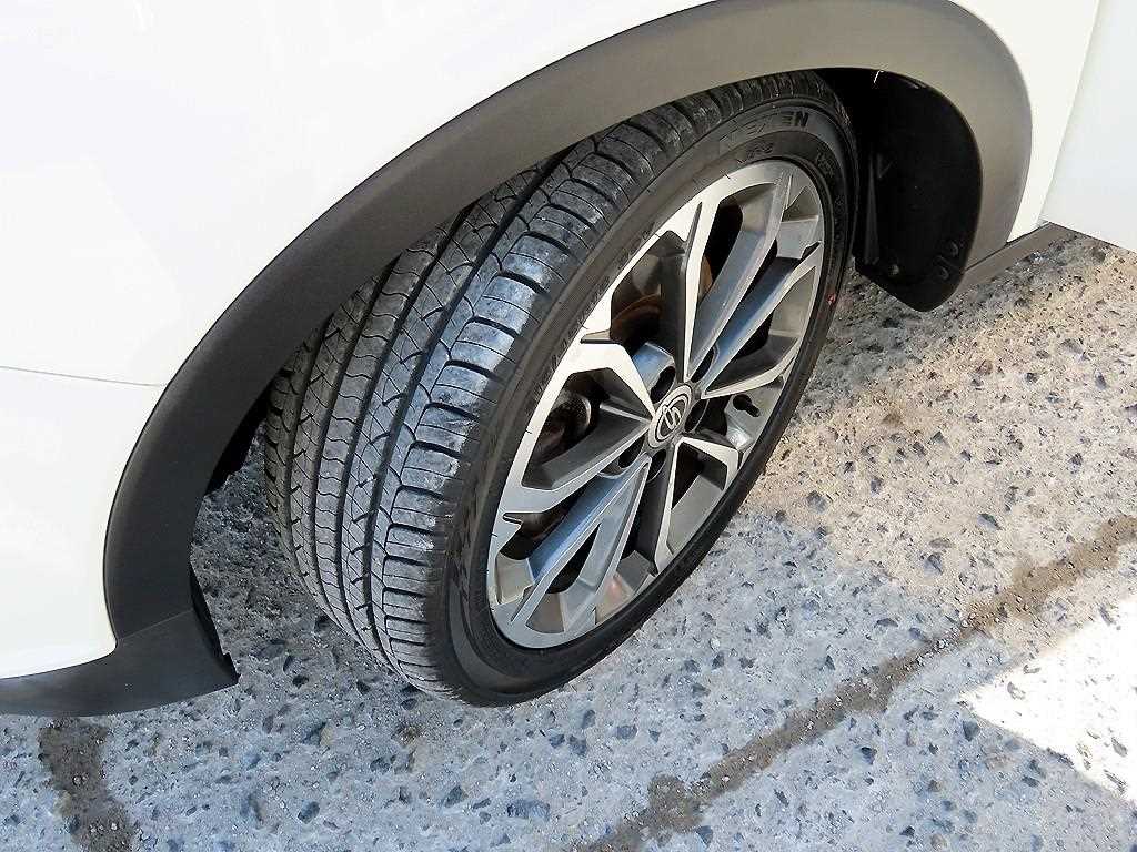 Ssangyong Tivoli 2017 Blanco - Importación desde Corea - HF Imports Iquique - Foto 20