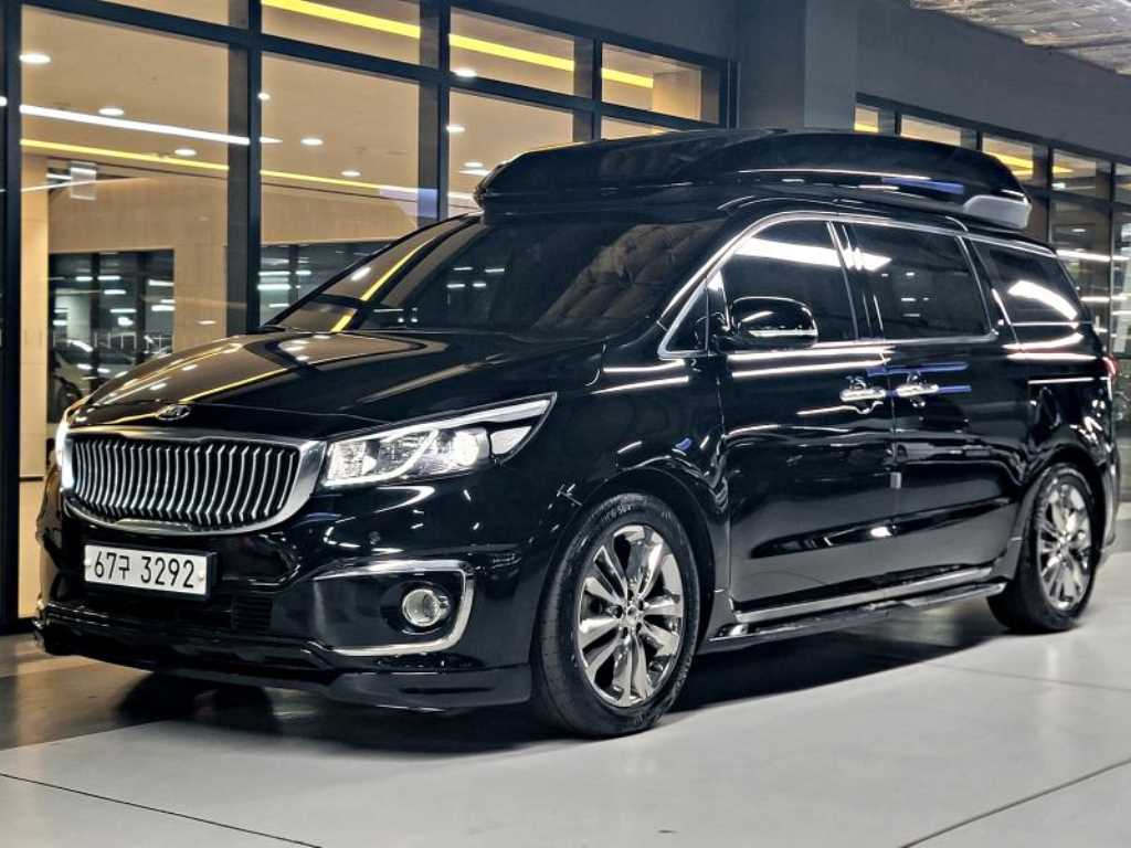 KIA Carnival 2018 Negro - Importación desde Corea - HF Imports Iquique - Foto 1