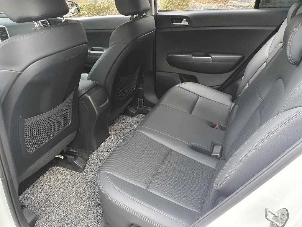 KIA Sportage - Vista 8