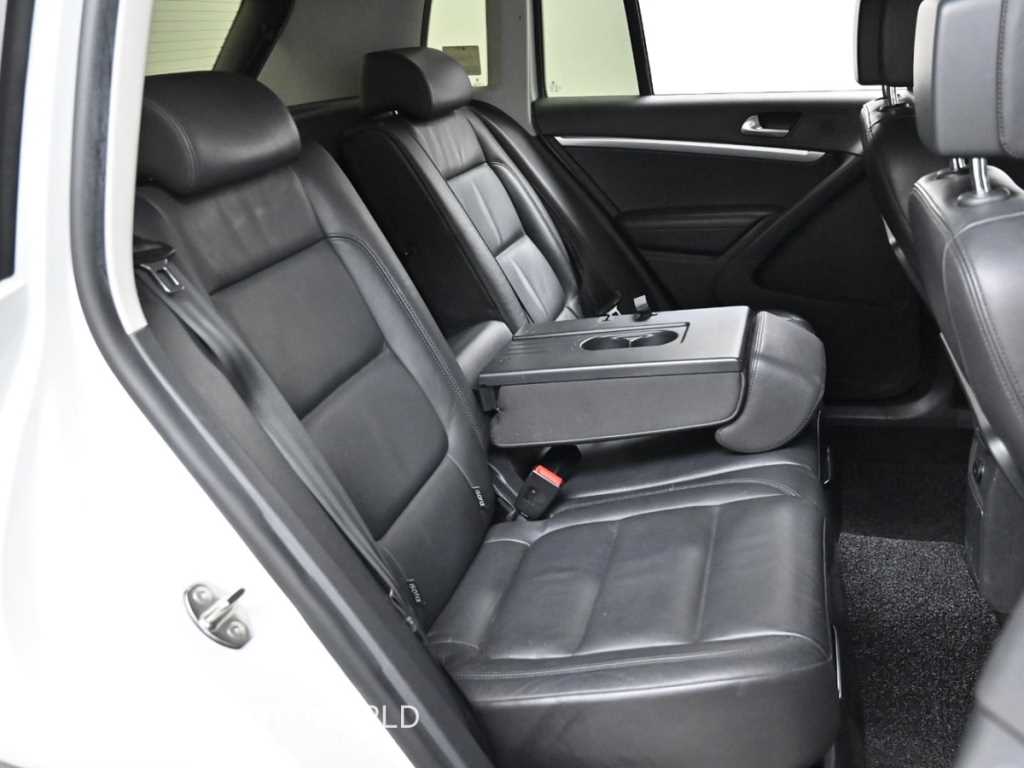Volkswagen Tiguan - Vista 12
