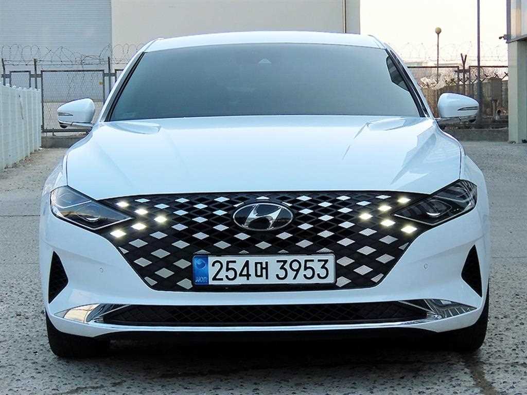 HYUNDAI Grandeur 2023 Blanco - Importación desde Corea - HF Imports Iquique - Foto 1
