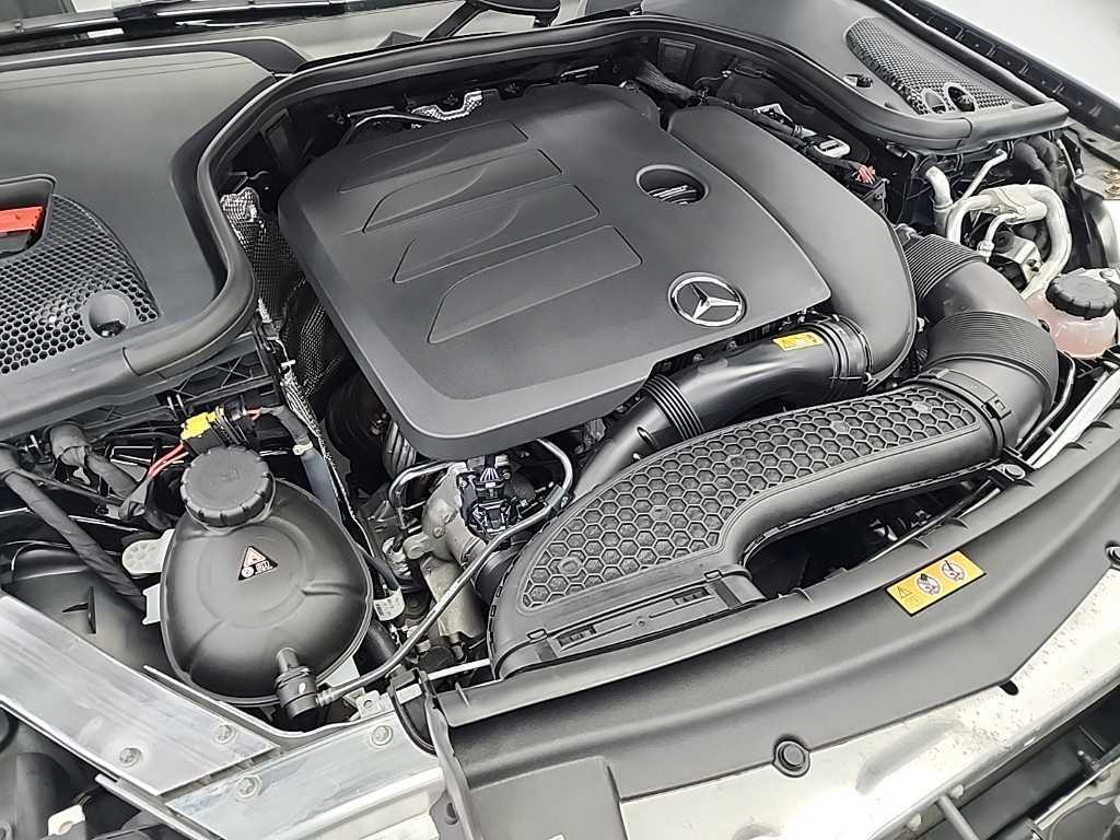 Mercedes Benz E class - Vista 5