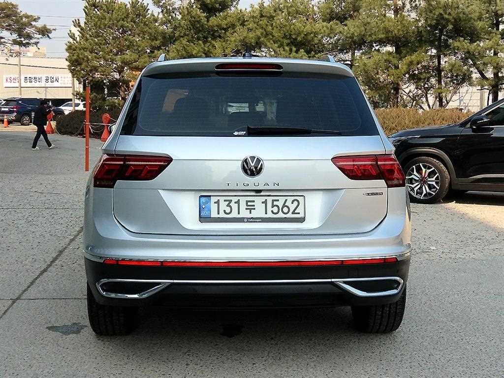 Volkswagen Tiguan - Vista 4