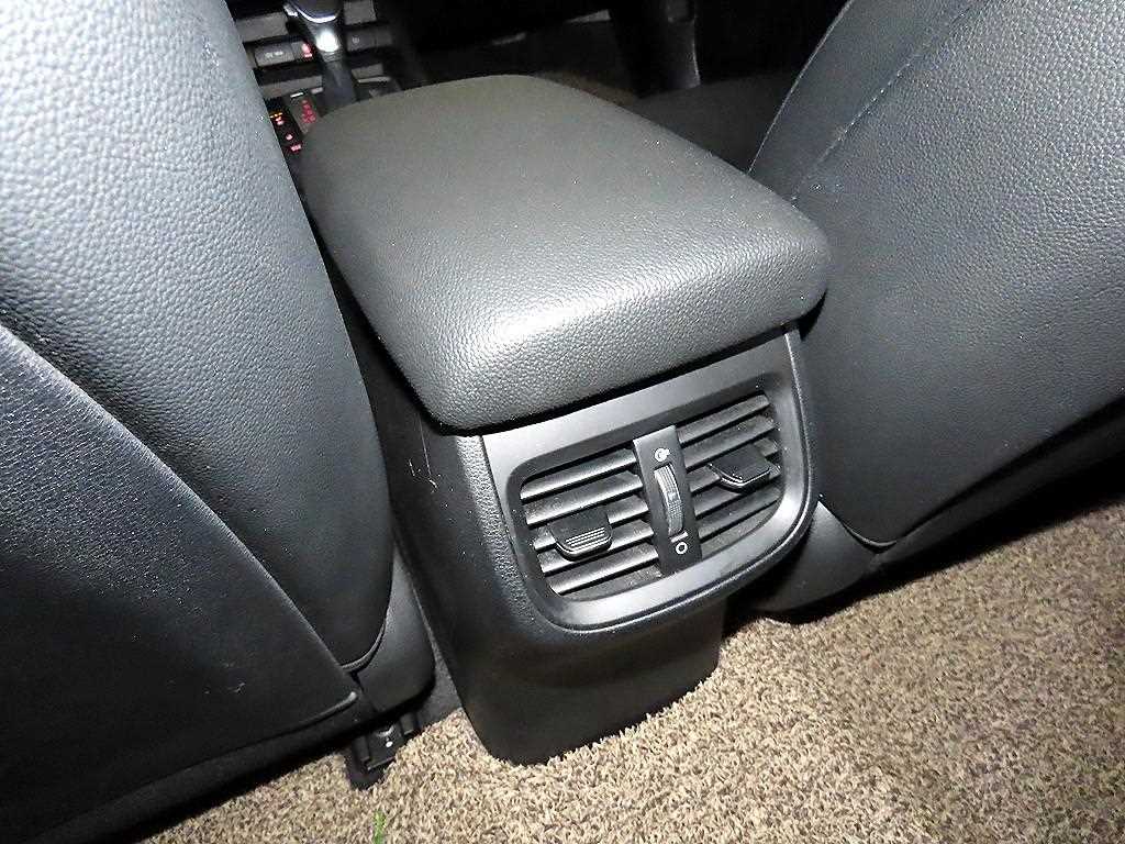 KIA K3 2019 Blanco - Importación desde Corea - HF Imports Iquique - Foto 18