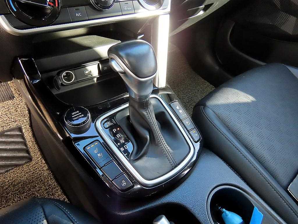 KIA Seltos - Vista 10